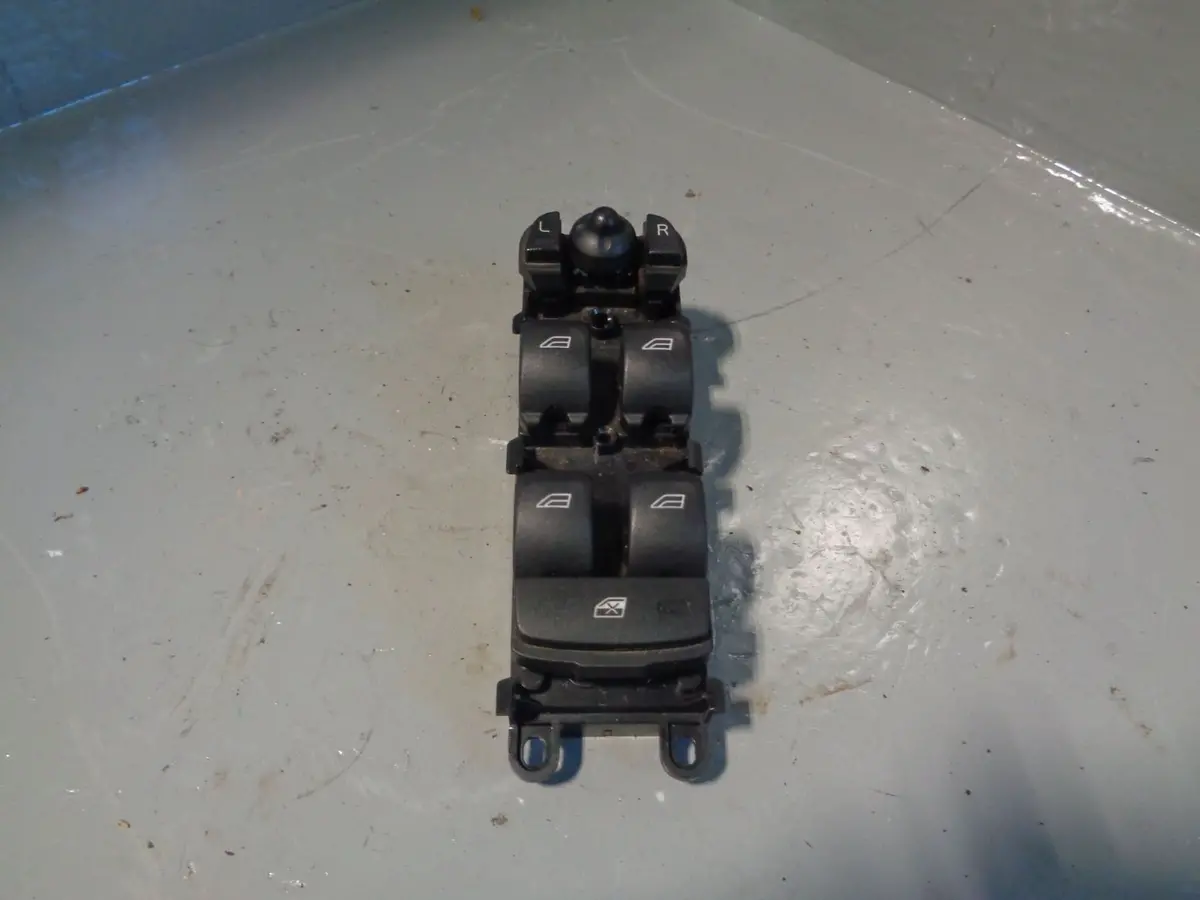 Range Rover Sport Drivers Master Off Side Front Window Switch L320 2009 To 2013 1