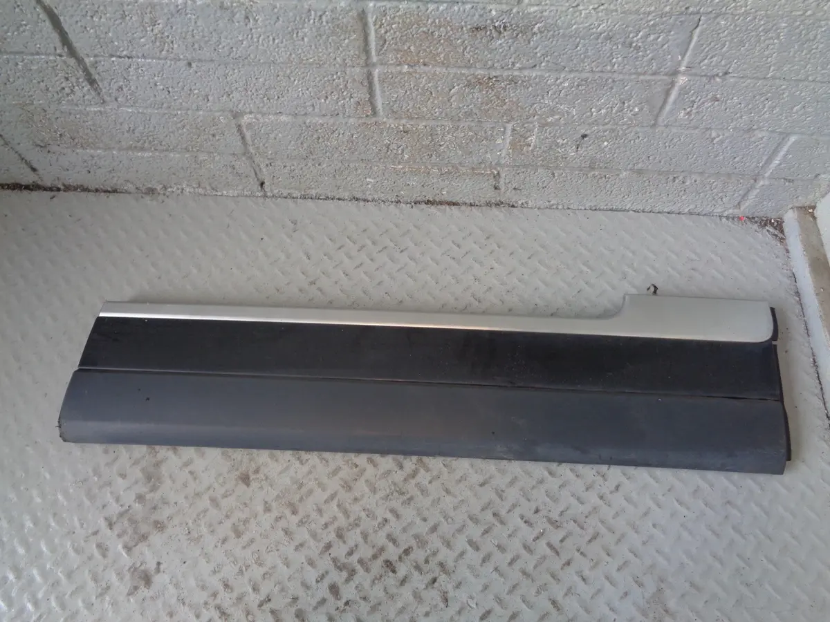 Range Rover L405 Door Trim Lower Off Side Front Santorini Black Ck52 21064 Adw 1