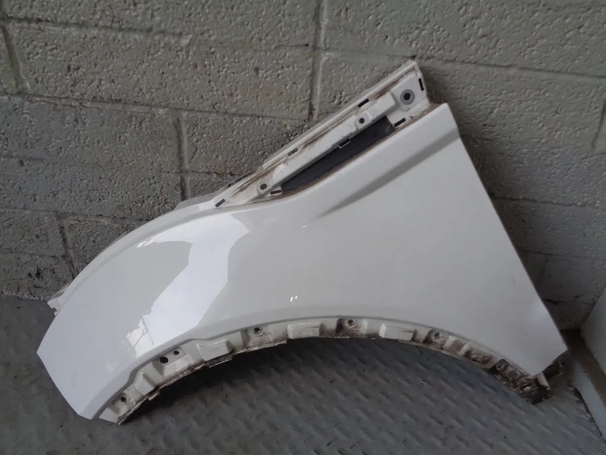 Range Rover Evoque Wing Near Side Front Fuji White Lrc 867 L538 L22055 1