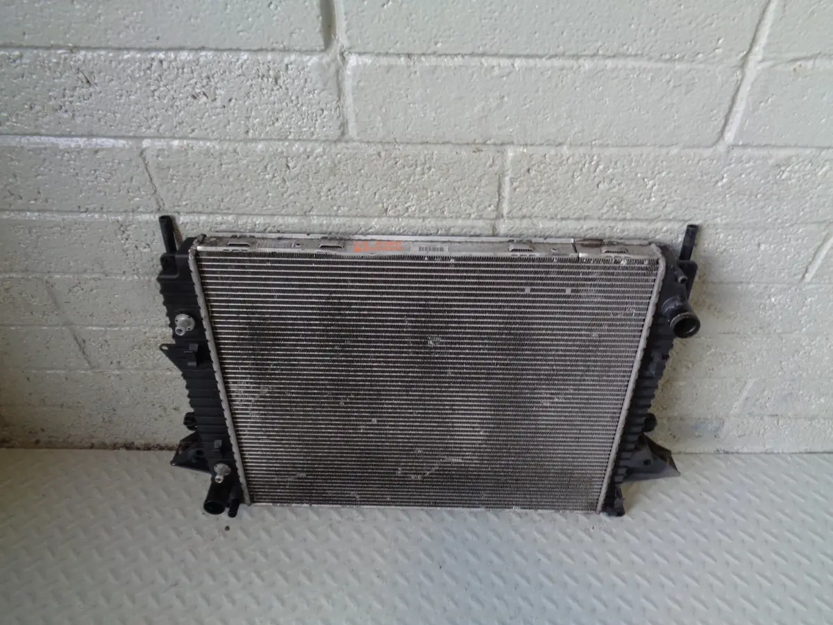 Radiator Engine Cooling Pcc500112 Range Rover Sport Discovery 3 Land Rover 1