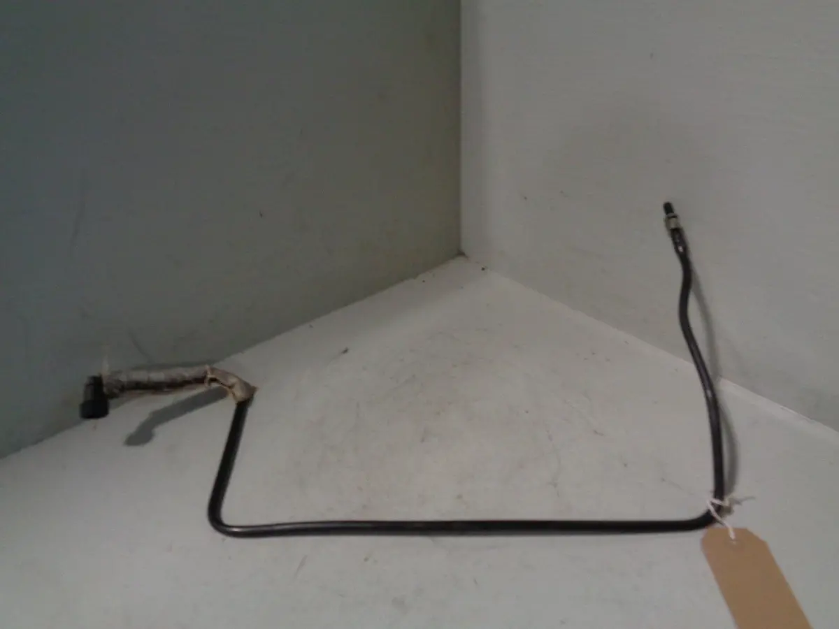 Discovery 2 Fuel Tank Pipe Rear 2.5 Td5 L318 Land Rover 1998 To 2004 1