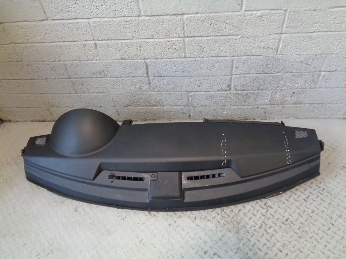 Range Rover Sport Dashboard For Sat Nav Vehicles Black L320 2005 To 2009 L15104 1