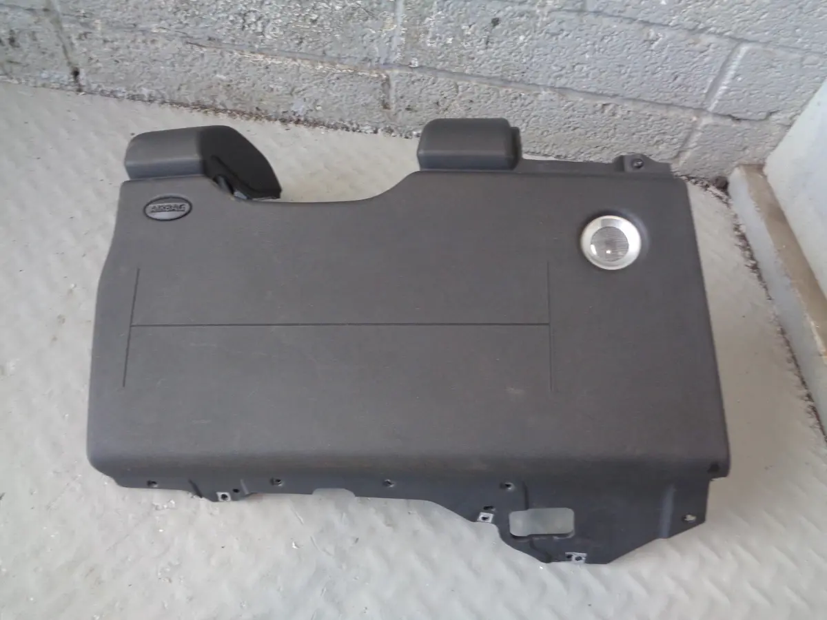 Range Rover L322 Driver Knee Crash Protection Facelift In Black 2006 To 2013 1
