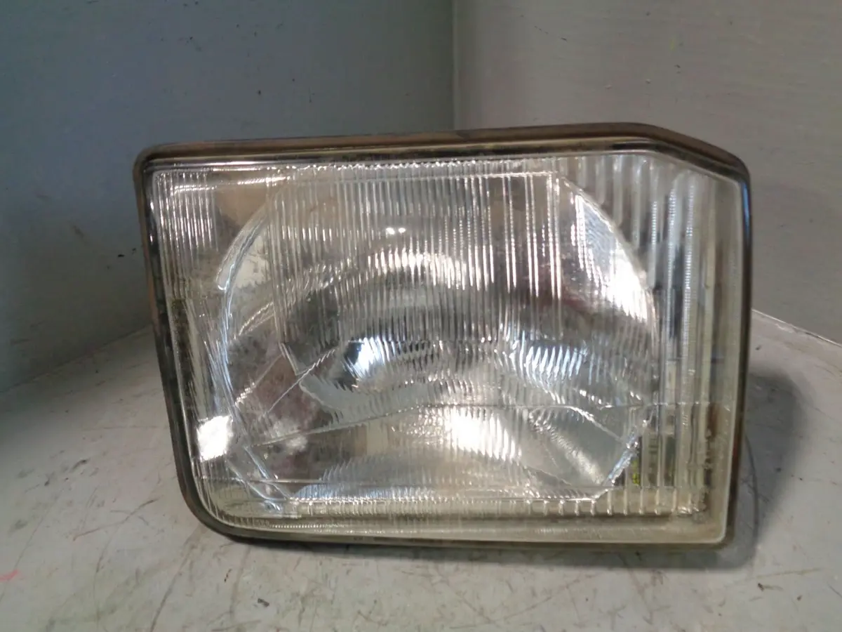 Discovery 1 2 Headlight Off Side Pre-Facelift Silver Land Rover 1994 To 2002 1