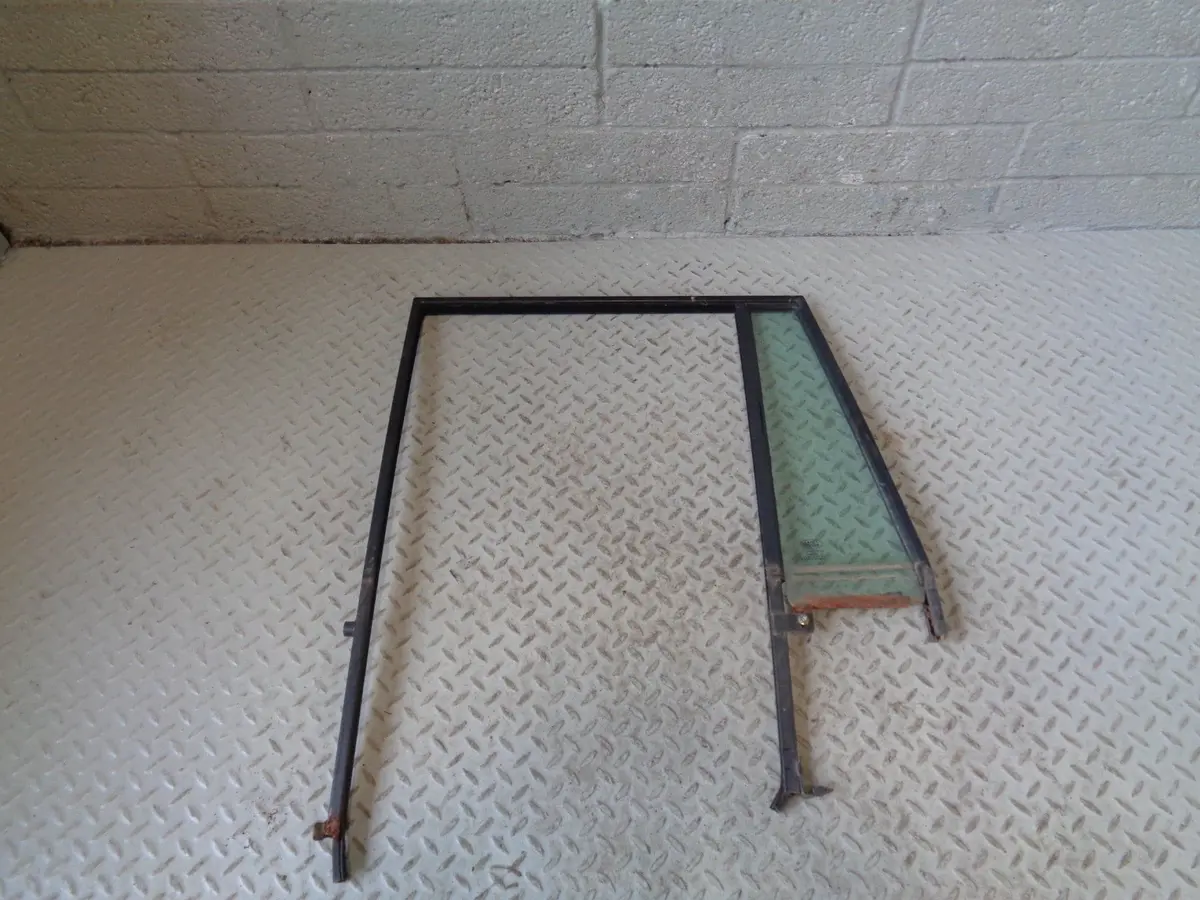Discovery 2 Door Frame Window Near Side Rear With Glass Land Rover 1998 To 2004 1