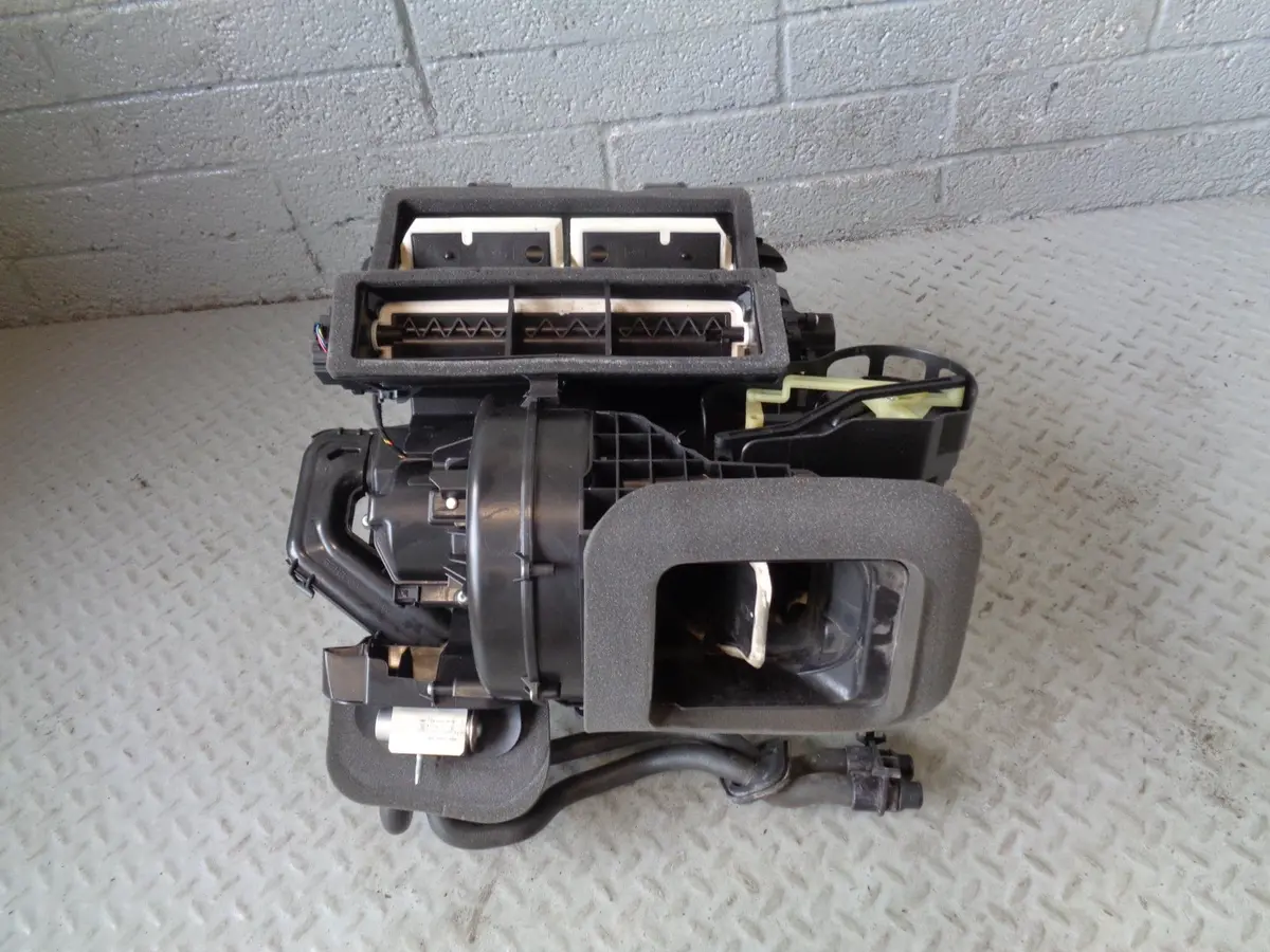 Range Rover Evoque Climate Heater Box Air Con Blower Bk32-19B555-Bk 2011 To 2018 1