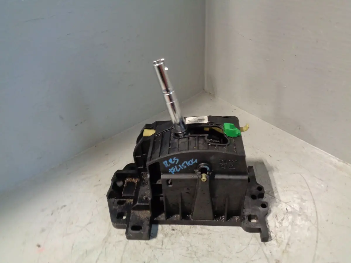 Range Rover Sport Automatic Gear Selector Gearstick Ucb500092 L320 L15104 1