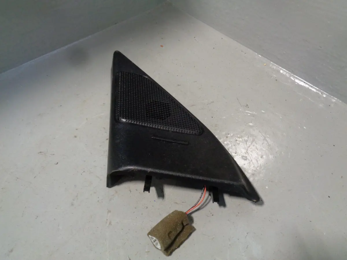 Freelander 1 Front Door Tweeter Speaker Grille Off Side Black Land Rover 1