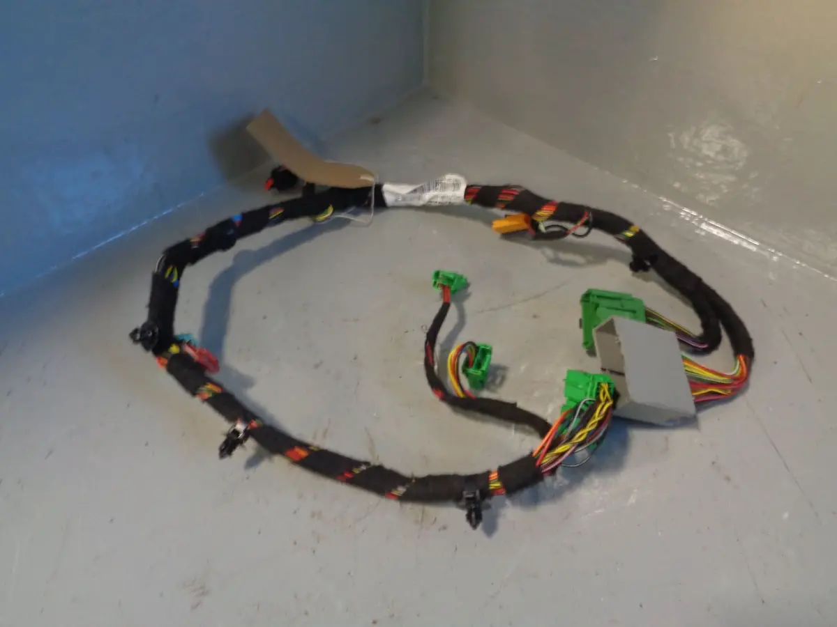 Range Rover Sport Centre Console Wiring Loom Ah32-14B079-Bc 2009 To 2013 1