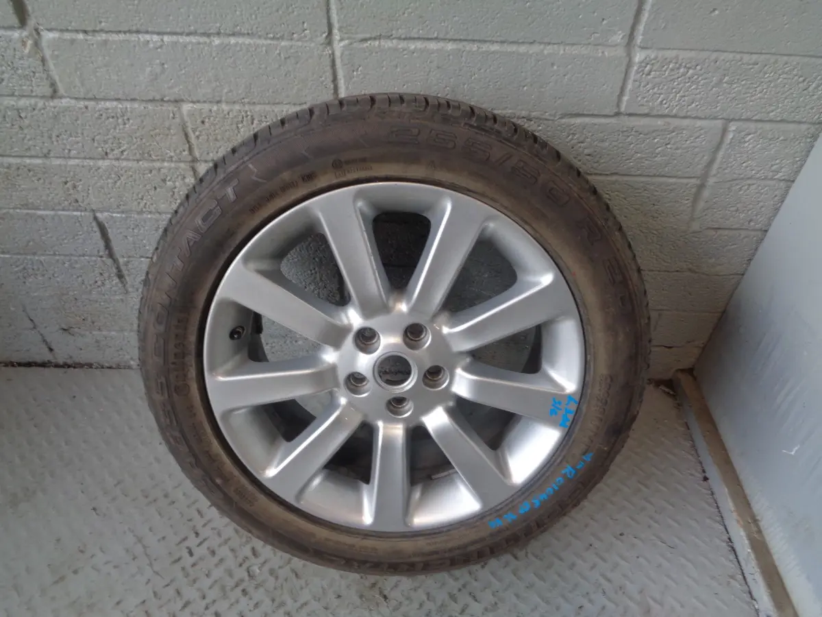 Range Rover L322 Alloy Wheel And Tyre 20" Single 255/50R20 R01045sp 1