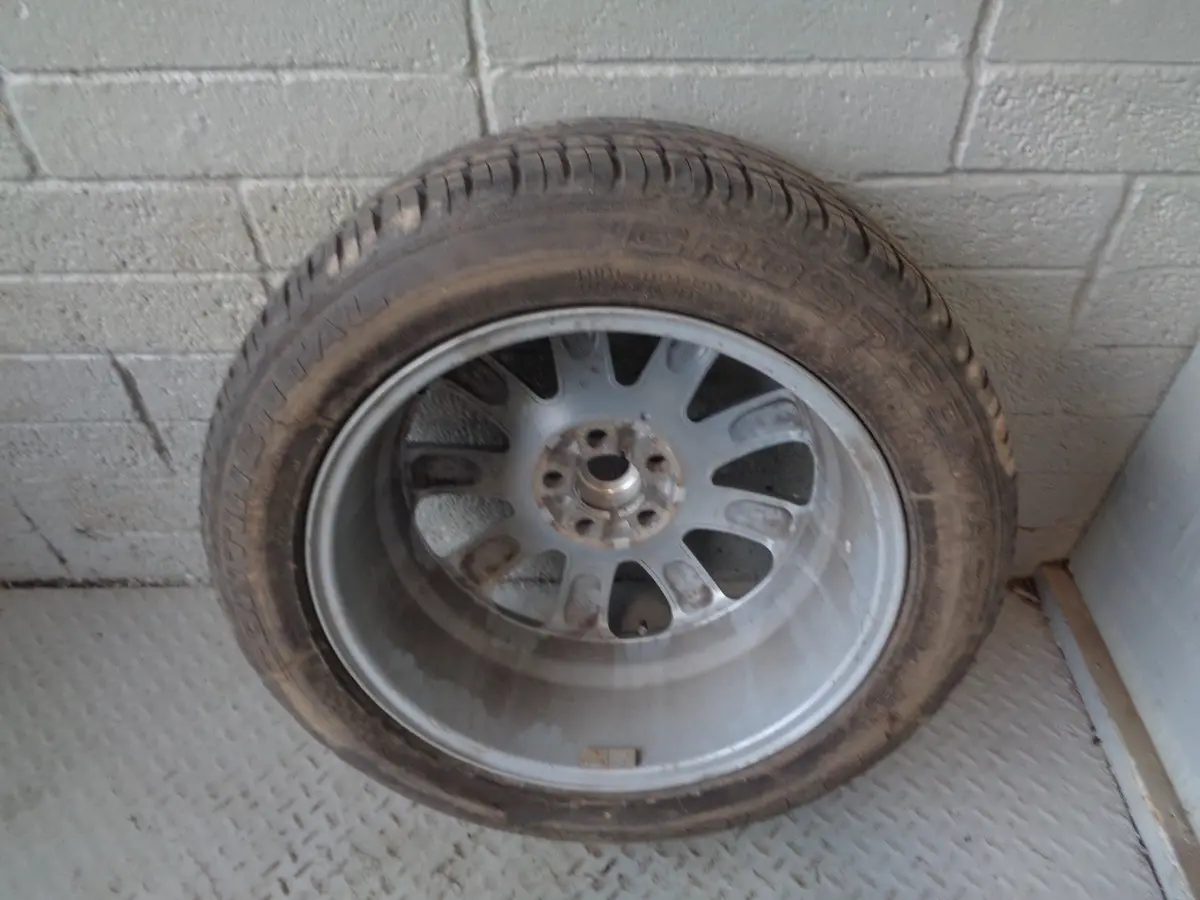 Range Rover L322 Alloy Wheel And Tyre 20" Single 255/50R20 R01045sp 2