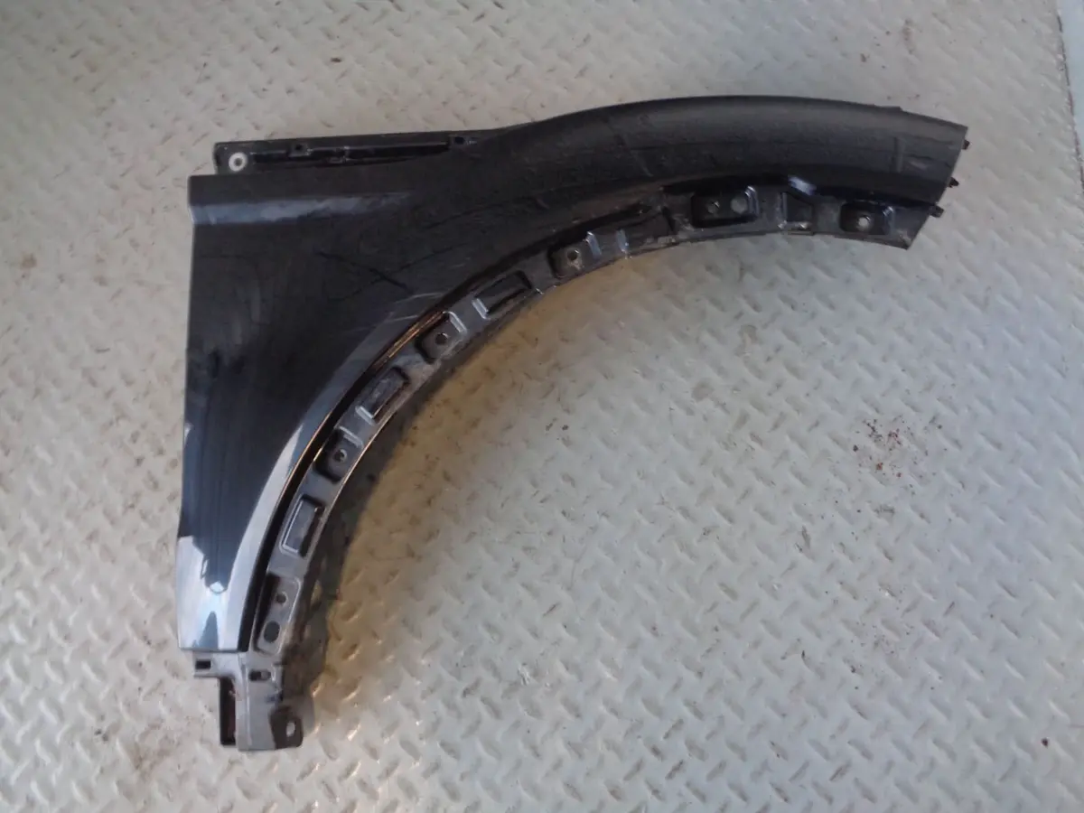 Range Rover Evoque Wing Off Side Front Santorini Black 820 L538 L02015 1
