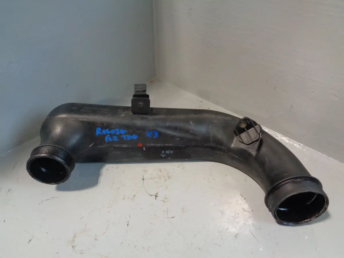 Freelander 2 Td4 Air Intake Pipe 6G92-9C623-Ad 2.2 Td4 Land Rover 2006 To 2010 1