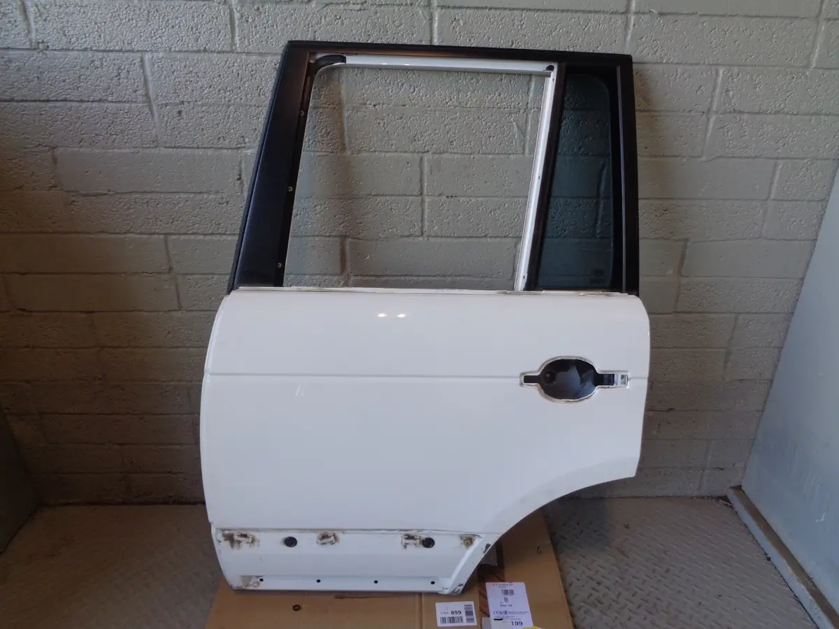 Range Rover L322 Door Bare Near Side Rear Left Fuji White Lrc 867 2006 To 2013 1