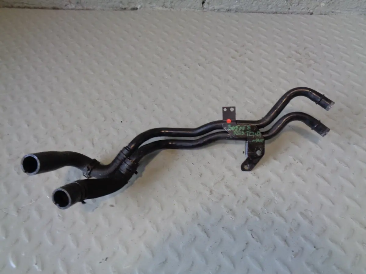 Range Rover Sport Heater Hose Connector To Matrix Assembly 3.6 Tdv8 Jhb501720 1