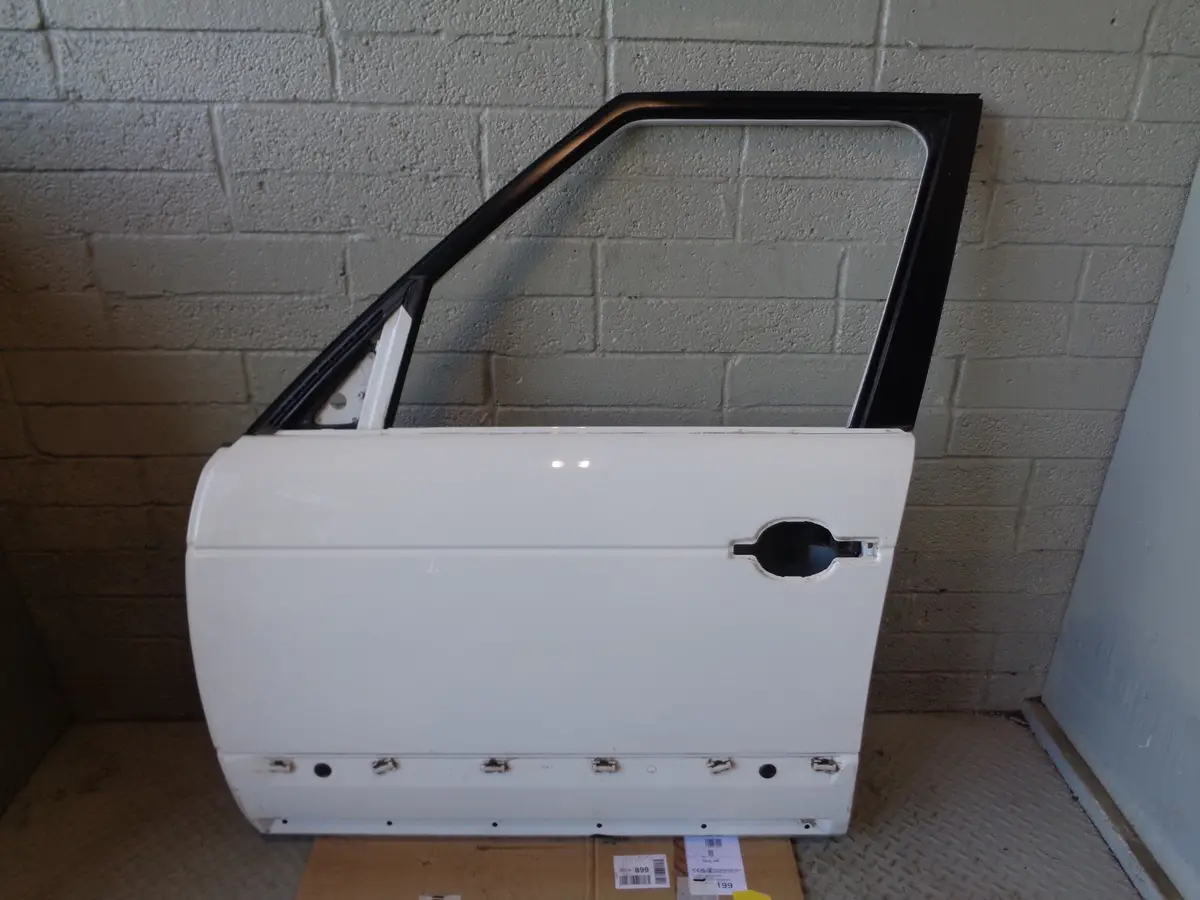 Range Rover L322 Door Bare Near Side Front Left Fuji White Lrc 867 2006 To 2013 1