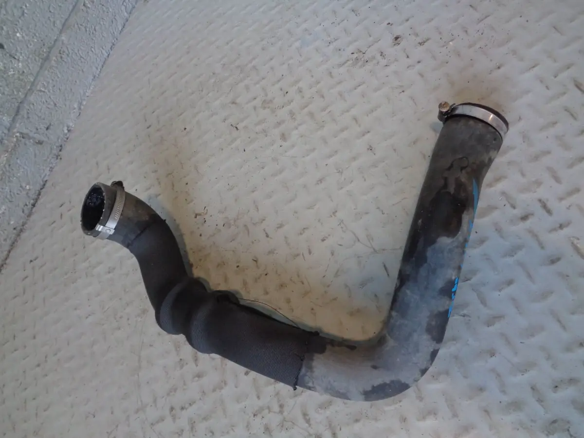 Range Rover Evoque Intercooler To Turbo Pipe Bj32-6K863-Ac 2.2 Sd4 2011 To 2018 2