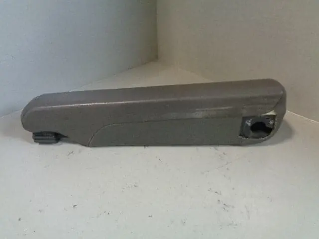 Discovery 2 Armrest Grey Near Side Left Passenger Seat Land Rover R07073 1
