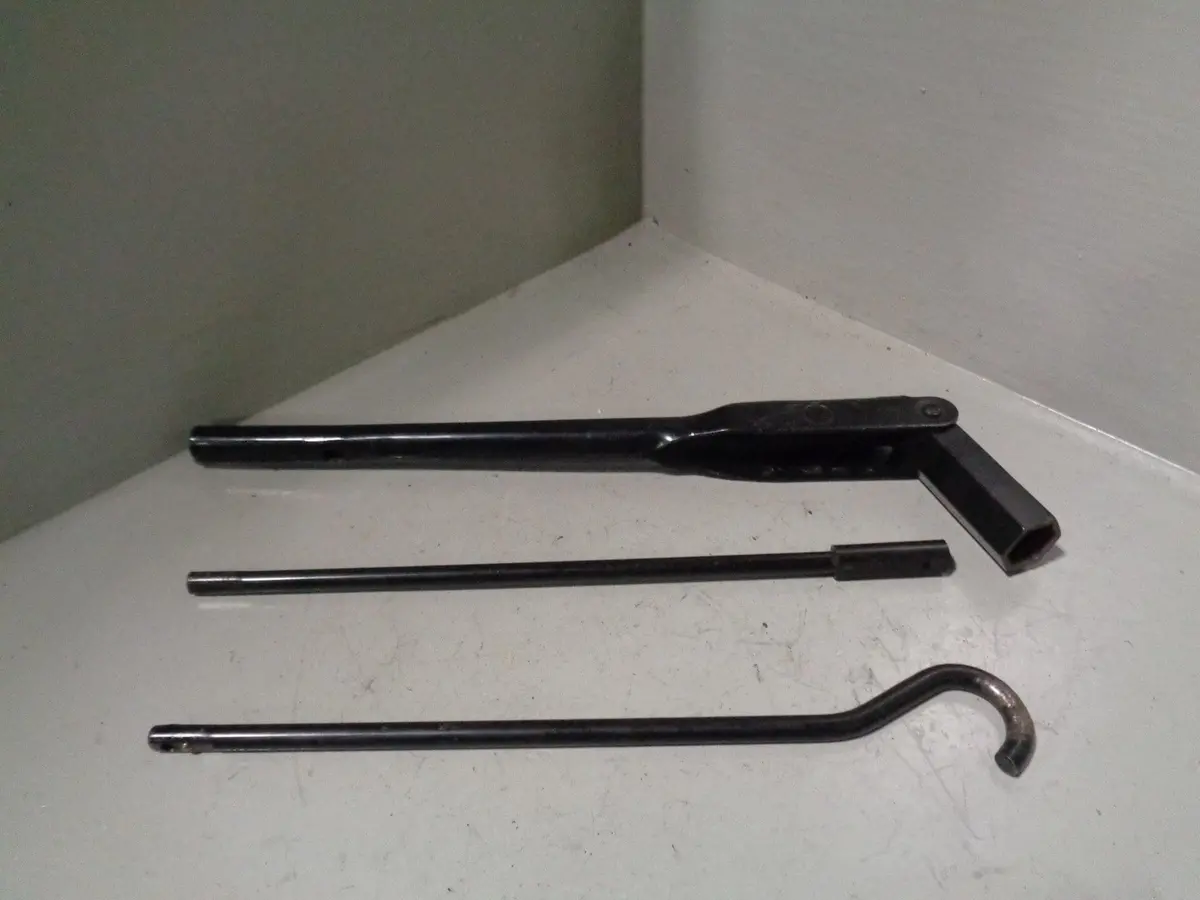 Range Rover Sport Wheel Brace And Jack Handle 2005 To 2012 Land Rover 1