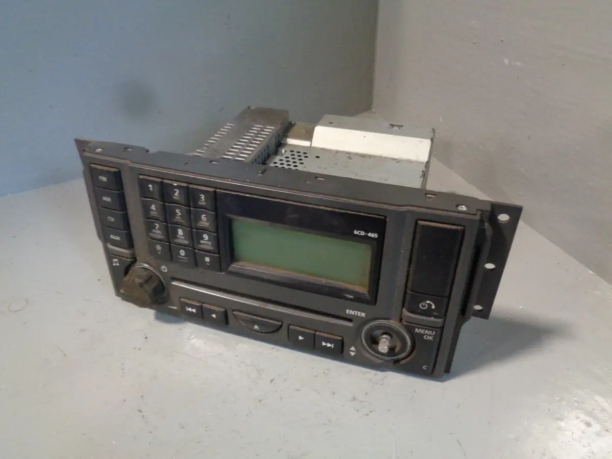 Discovery 3 Radio With Cd Player Land Rover Vux500490 Spares Or Repairs J10055 1