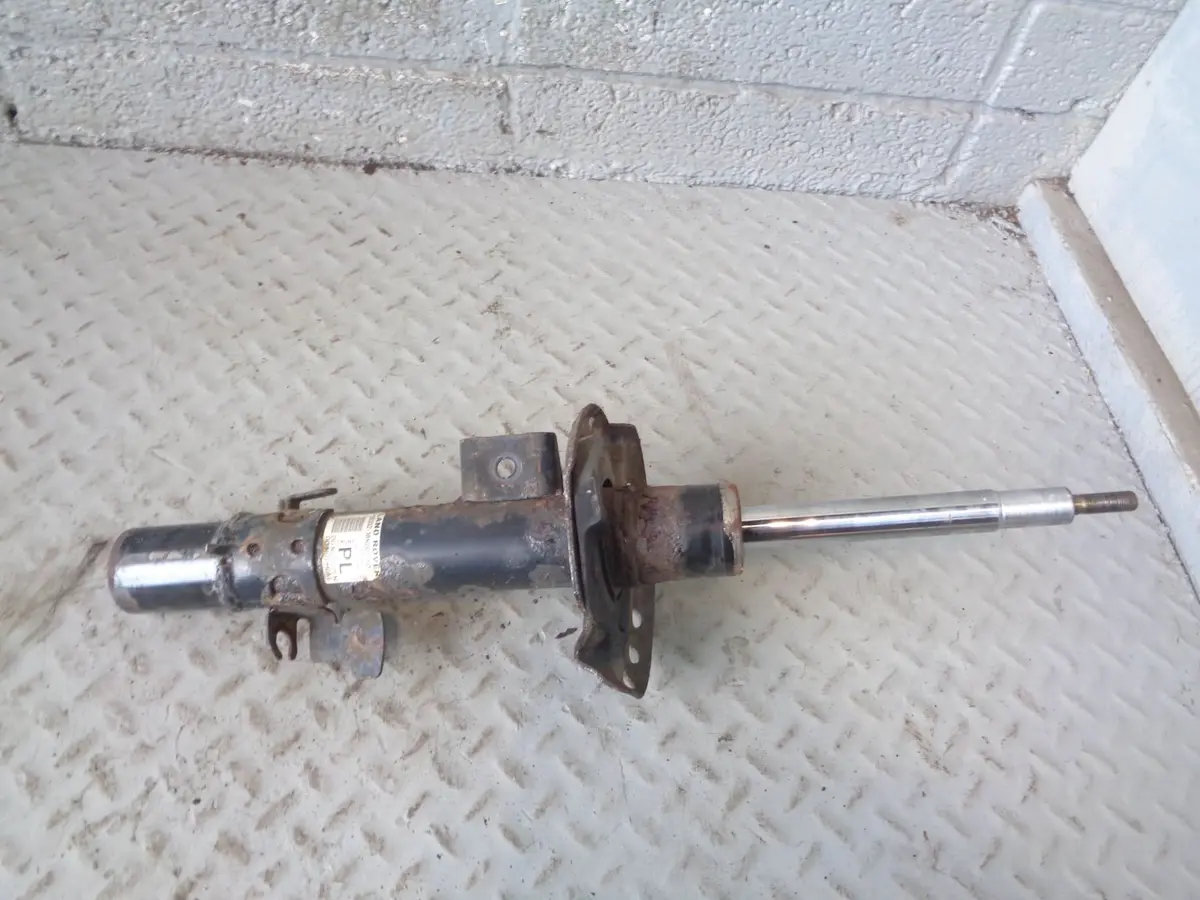 Range Rover Evoque Suspension Strut Bj32-18K001-Ad Near Side Front 2011 To 2018 1