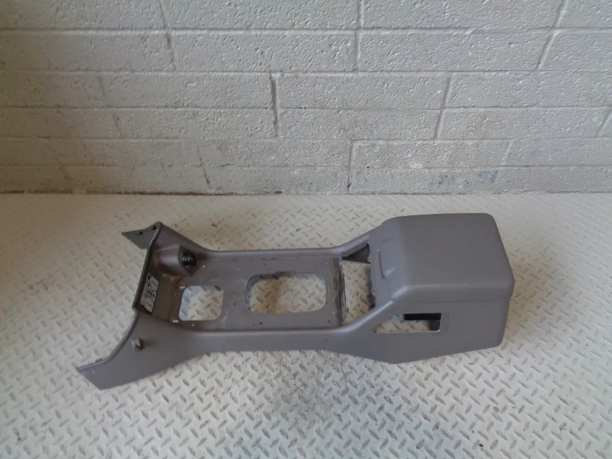 Discovery 2 Centre Console Arm Rest Grey Auto Land Rover 1998 To 2002 R26014 1
