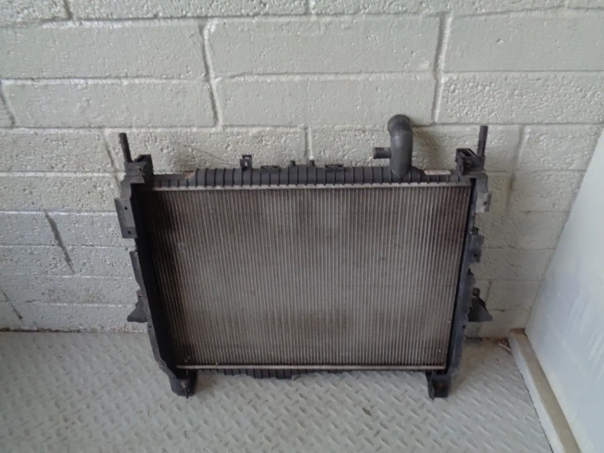 Range Rover Sport Radiator Engine Cooling 3.0 Tdv6 Ah32 8005 Ba 2009 To 2013 1
