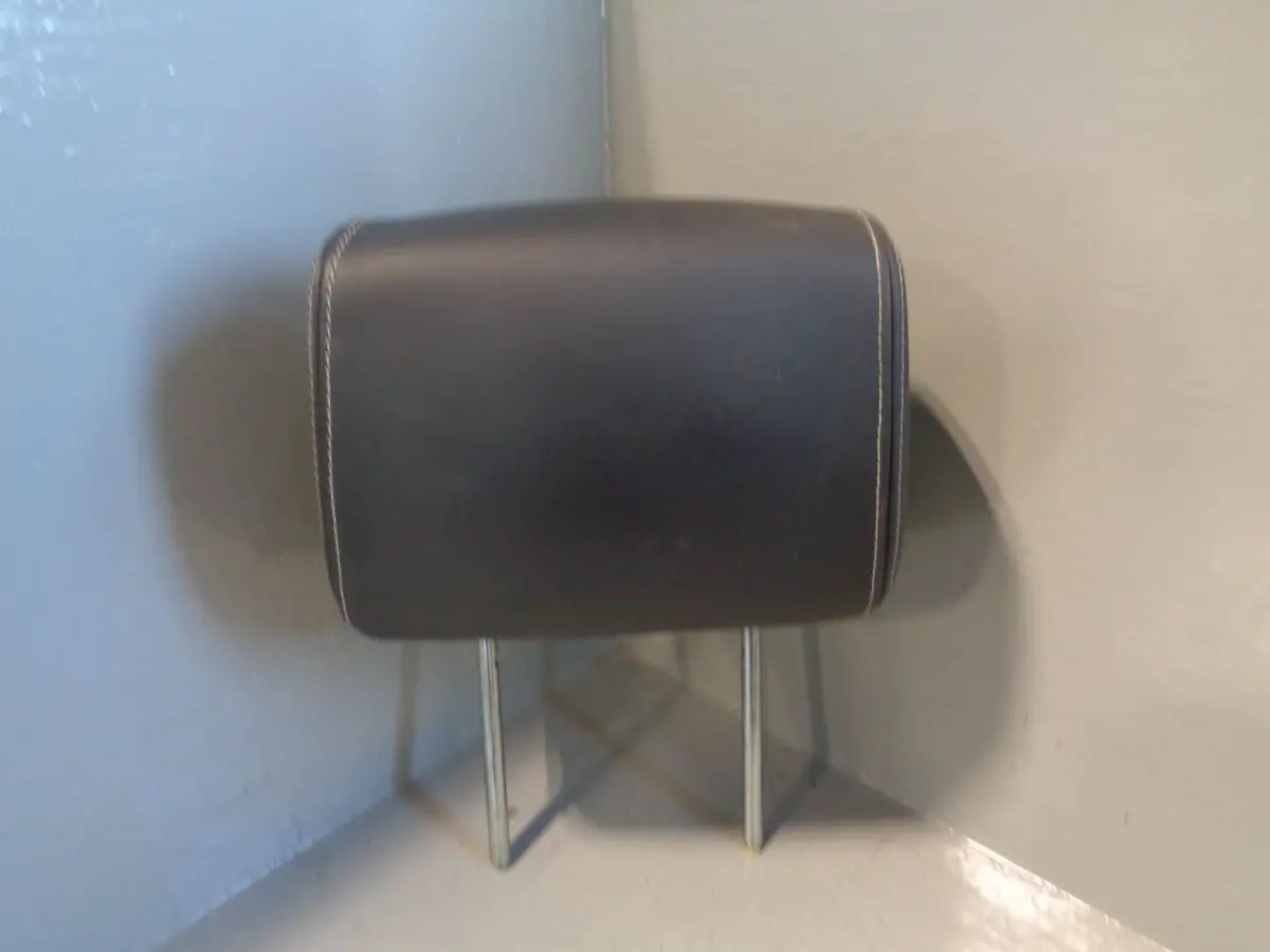 Range Rover Sport Headrest Front Seat Black Leather L320 Facelift 2009 To 2013 1