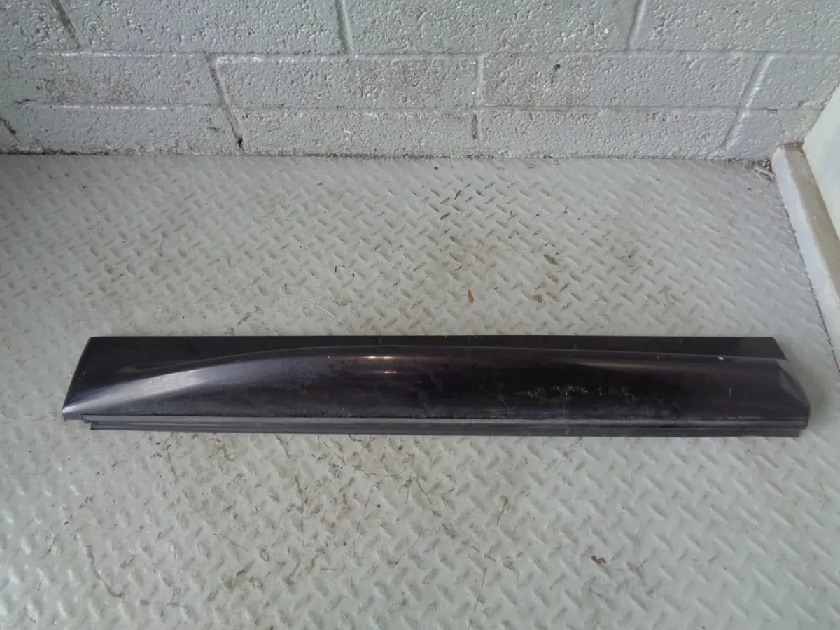 Range Rover Sport Door Moulding Trim Pod Near Side Front Bourneville Metallic 1