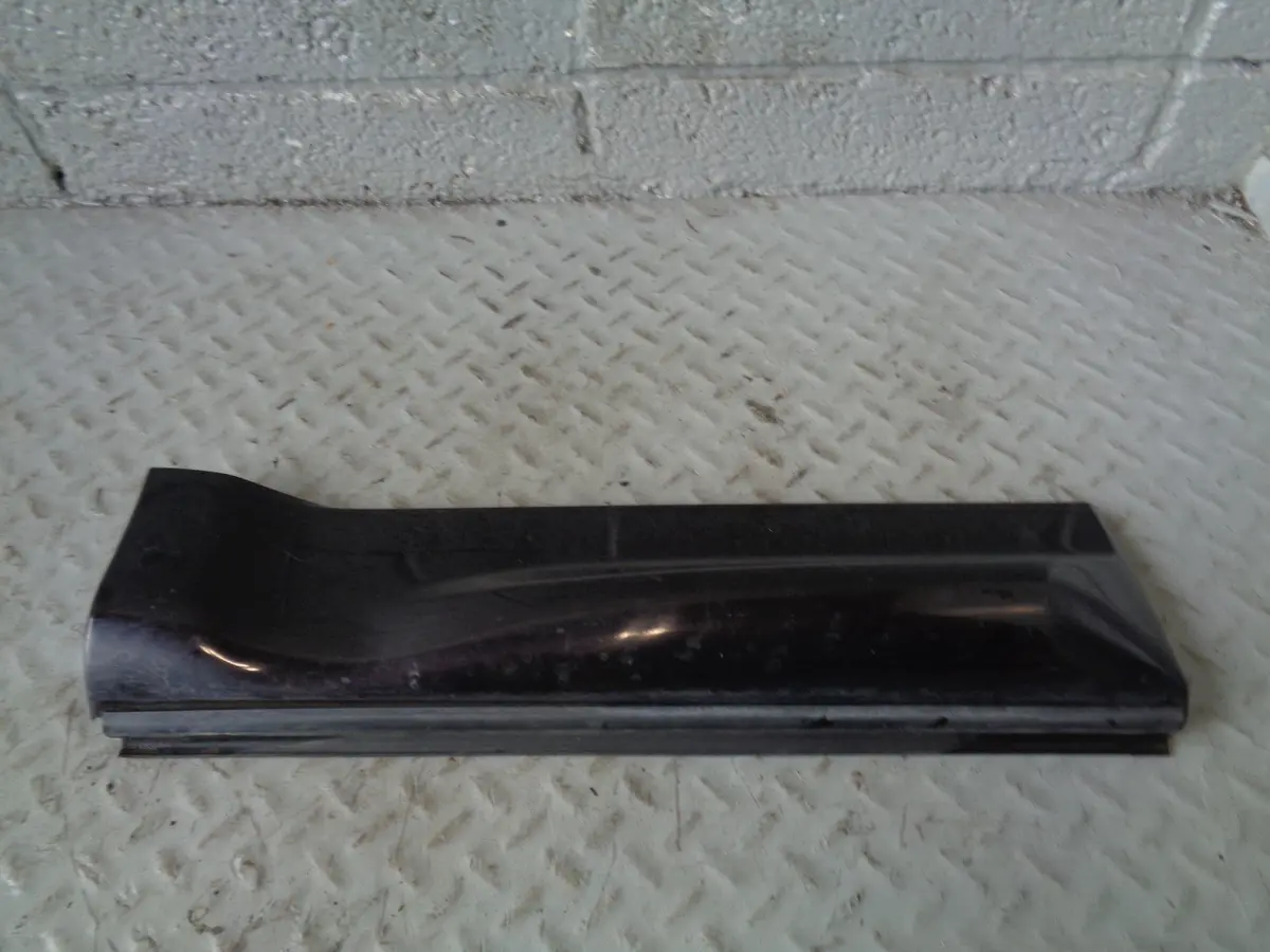 Range Rover Sport Door Moulding Trim Pod Off Side Rear Bourneville Metallic 1