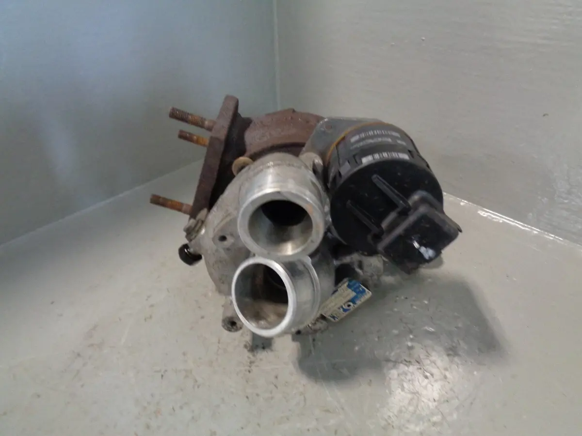 Range Rover Sport Turbo Off Side Right Tdv8 3.6 2006 To 2009 Turbocharger 113 Xxx 1