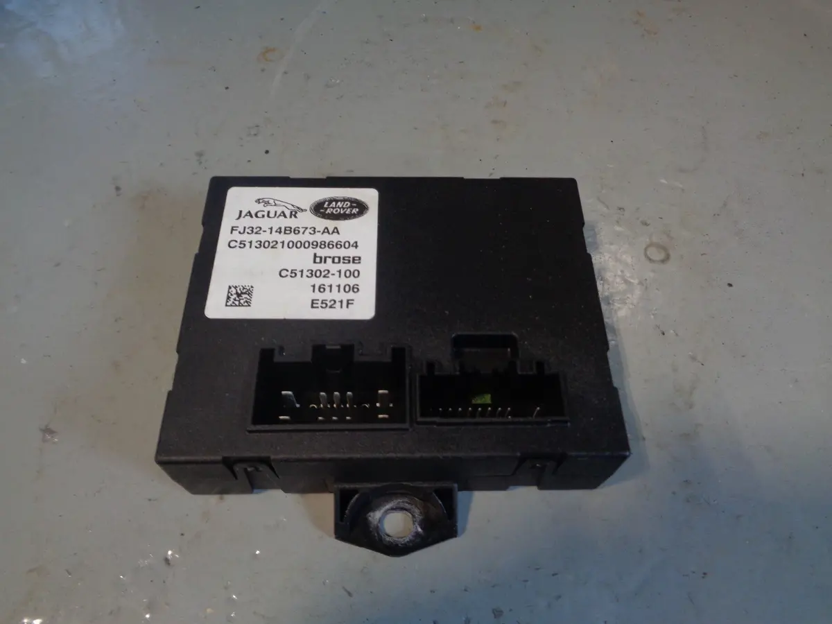 Range Rover Evoque Tailgate Control Module Fj32-14B673-Aa L538 2011 To 2018 1