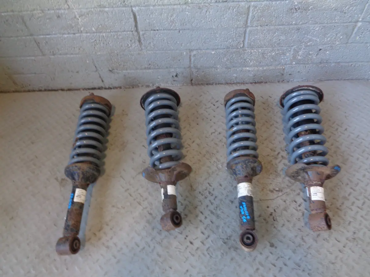 Discovery 3 Coil Shock Set X 4 Springs Genuine Land Rover 2004 To 2009 K07045 1