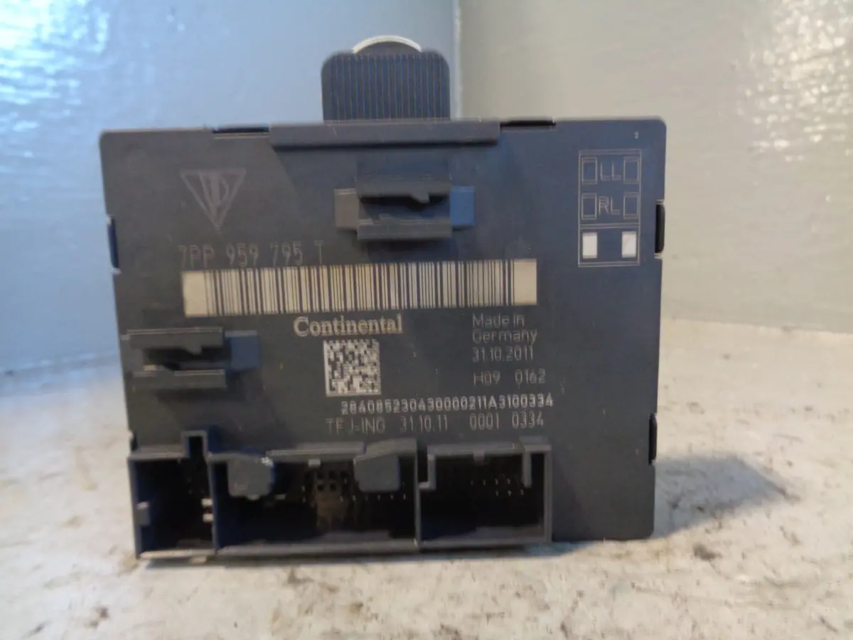 Porsche Cayenne 958 92A Door Module Near Side Rear 7Pp 959 795 2011 To 2018 1