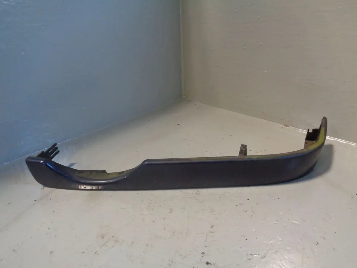Discovery 2 Headlight Trim Near Side Oslo Blue Land Rover 2002 To 2004 1