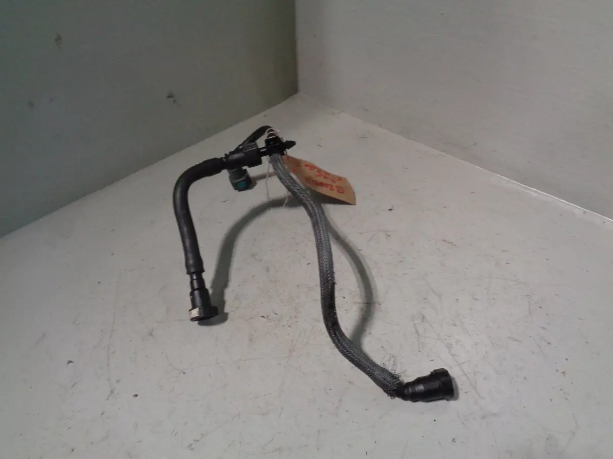 Range Rover Sport Fuel Pipe 2.7 Tdv6 Land Rover 2005 To 2009 1