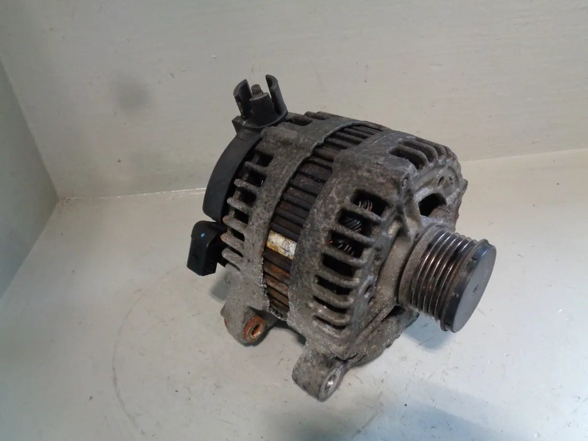 Freelander 2 Alternator Td4 2.2 Land Rover 6G9n-10300-Yc 2006 To 2011 1