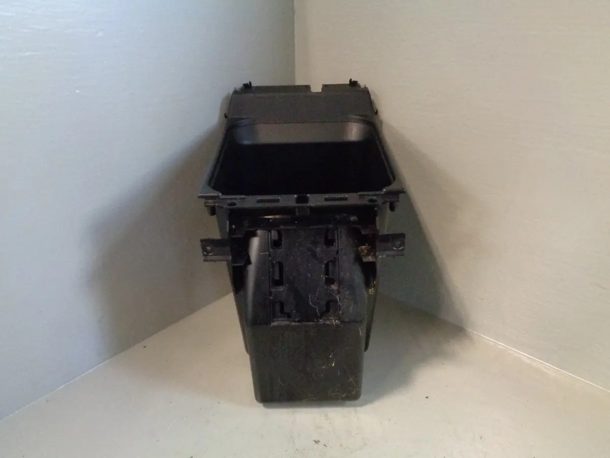 Centre Console Storage Box Fjg500042pvj Discovery 3 Range Rover Sport 1