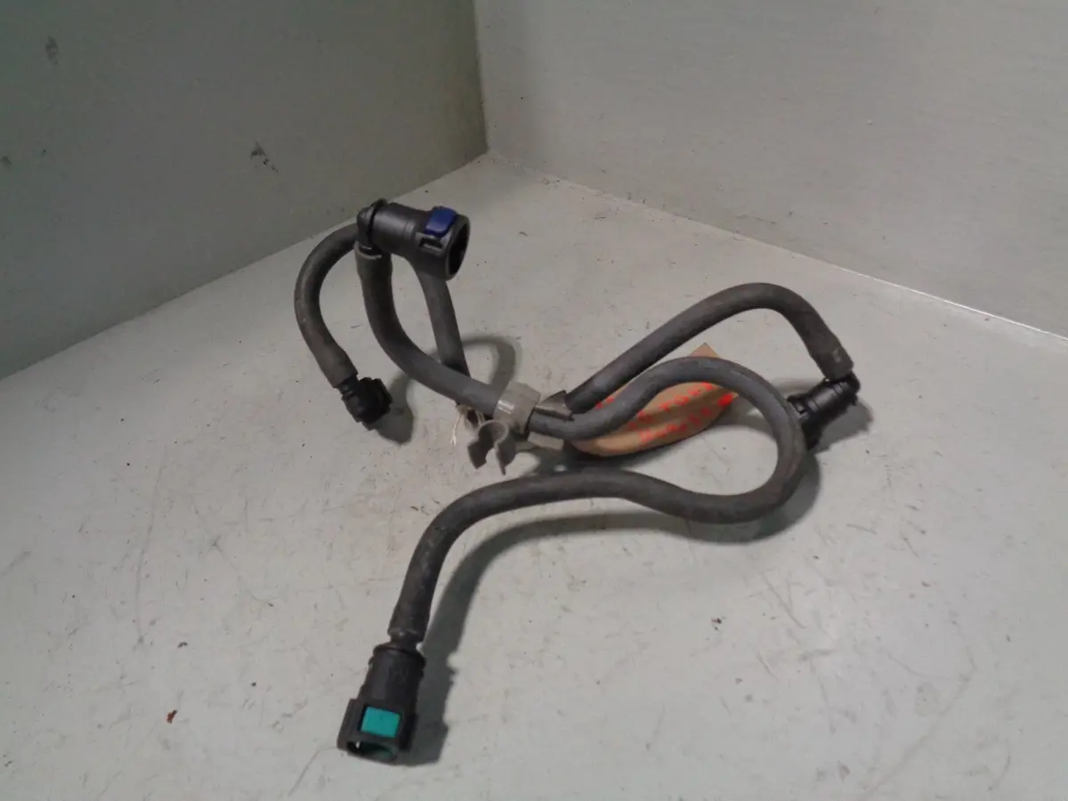 Range Rover L322 Fuel Pipes 3.6 Tdv8 Land Rover 2006 To 2009 1