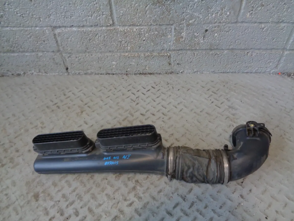 Range Rover L405 Air Intake Pipe Off Side 3.0 Tdv6 Cpla-9A676-Ad 2013 To 2017 1