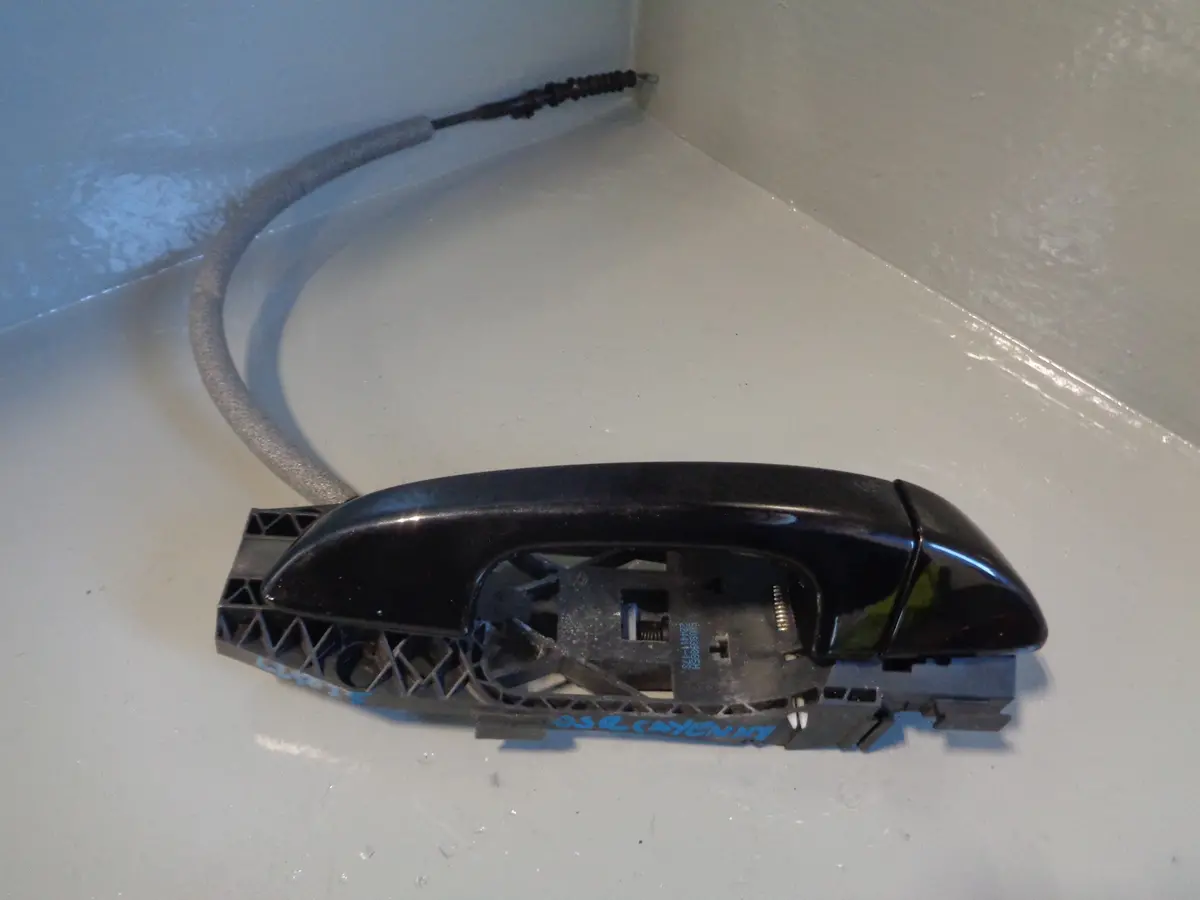 Porsche Cayenne 958 92A Door Handle Off Side Rear External Jet Black C9x 1