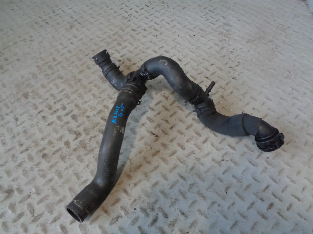 Range Rover L405 Coolant Water Pipe Hose 3.0 Tdv6 Cpla-8584-Ca 2013 To 2017 1