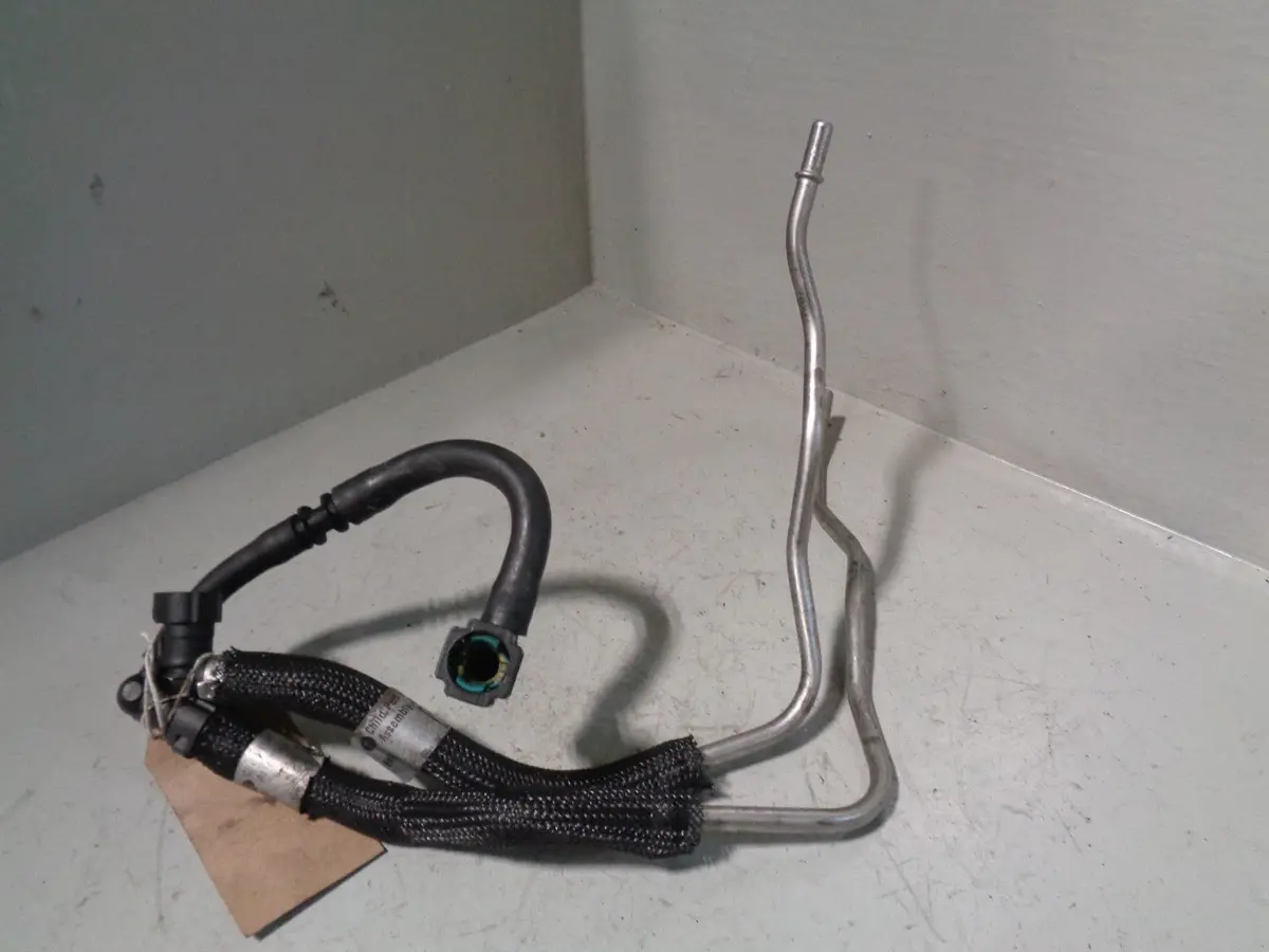 3.0 Tdv6 Fuel Pipe Engine To Pump Ah22 9C327 Ab Discovery 4 Range Rover Sport 1