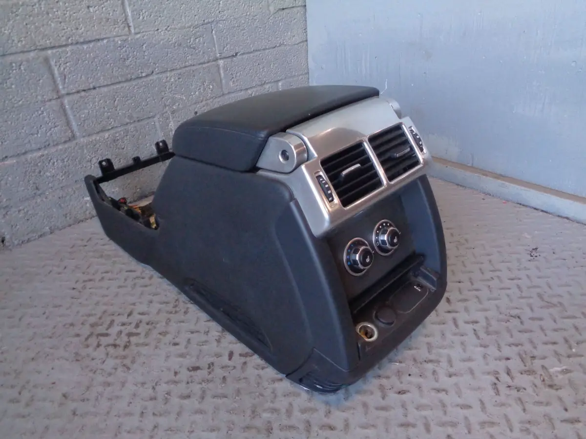 Range Rover L322 Leather Arm Rest Centre Console Black 12V Aux Facelift L14114 1