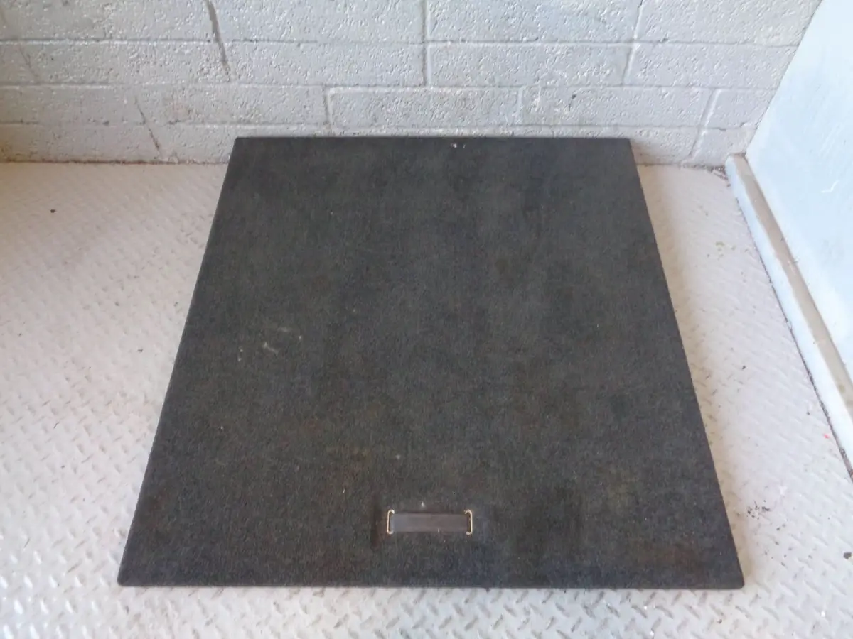 Range Rover L322 Boot Floor Carpeted In Black 2002 To 2012 L14114 1