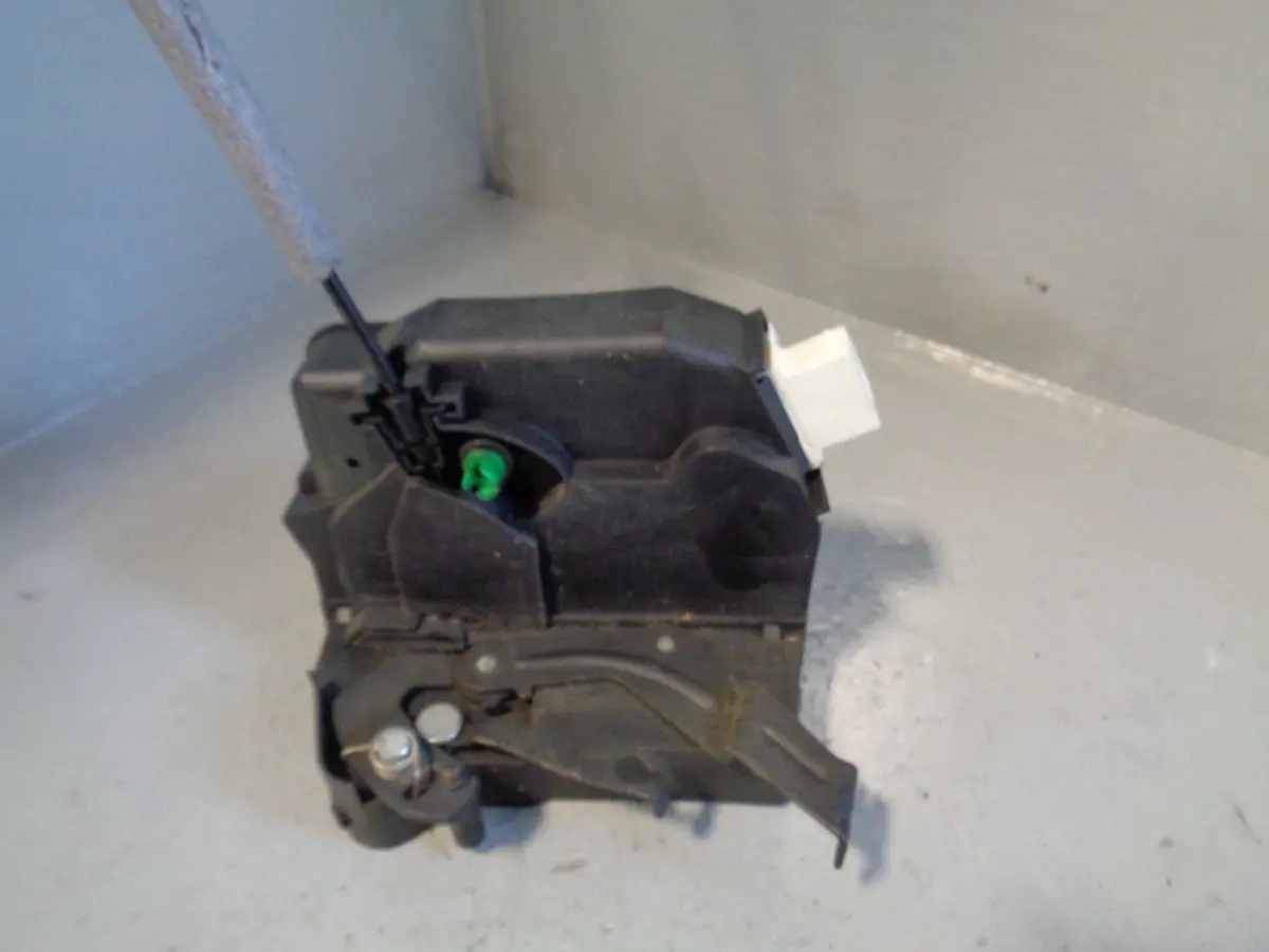 Range Rover L322 Door Lock Actuator Motor Solenoid Off Side Front 2010 To 2013 1