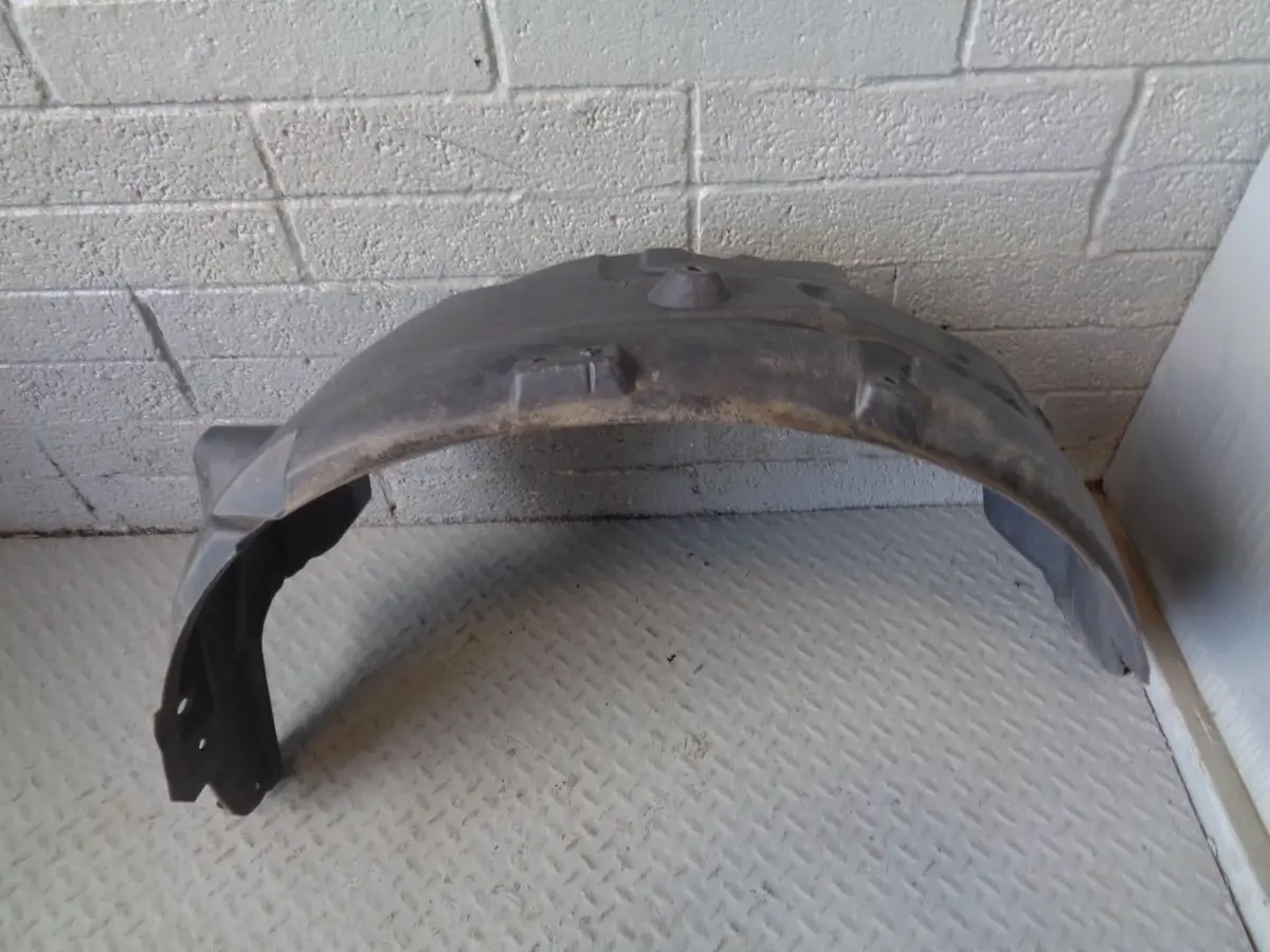 Discovery 4 Wheel Arch Liner Off Side Front Land Rover 2009 To 2016 1