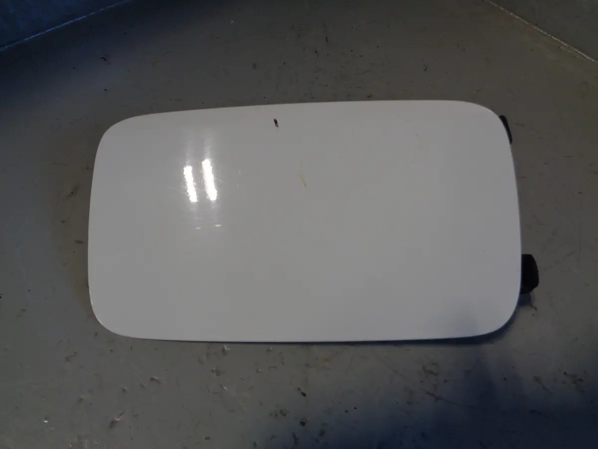 Range Rover L322 Fuel Filler Flap In Fuji White 2002 To 2013 1