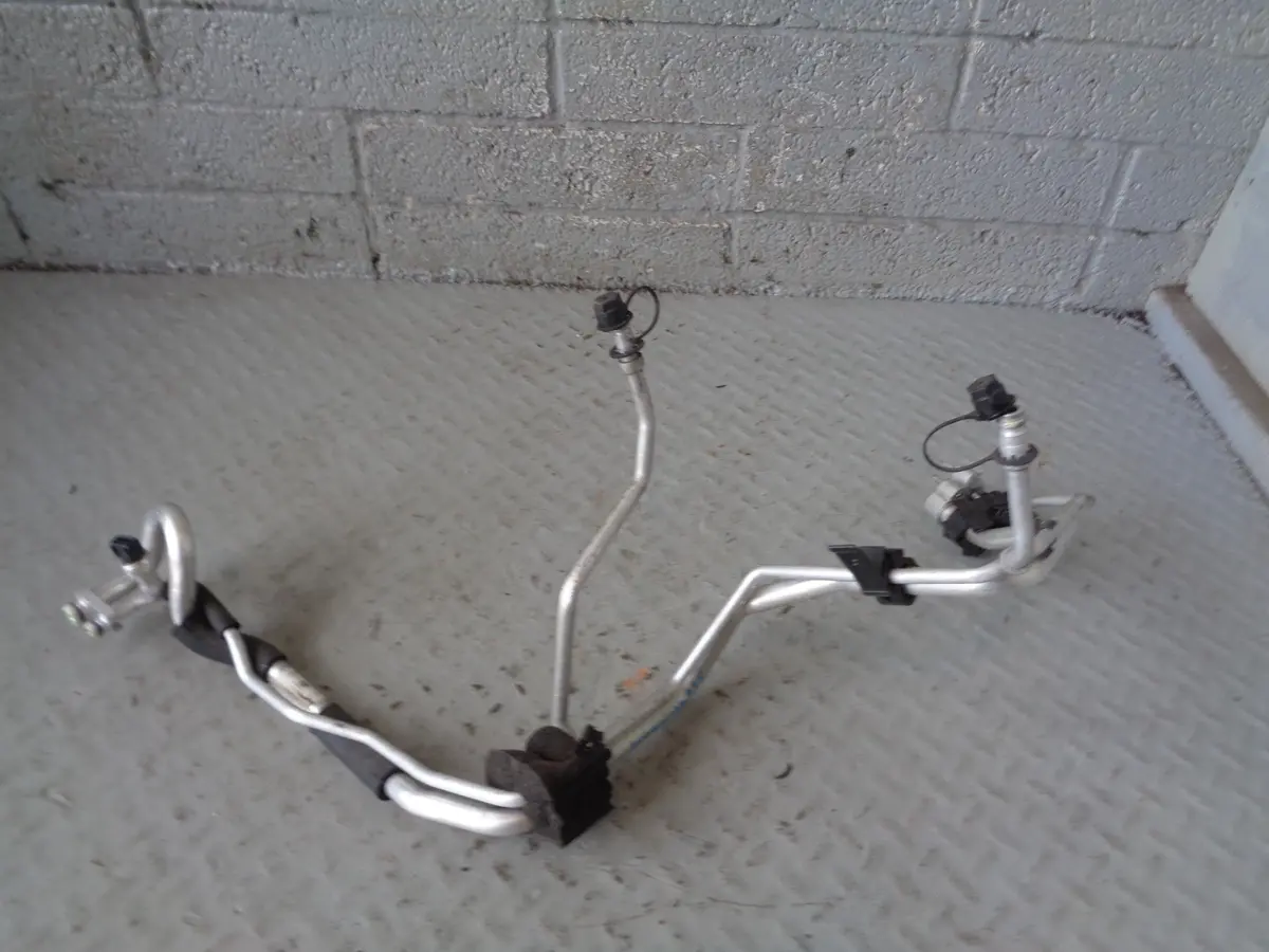 Range Rover Evoque Air Con Pipes Gj32-19A834-Bd 2.0 D L538 2016 To 2018 1