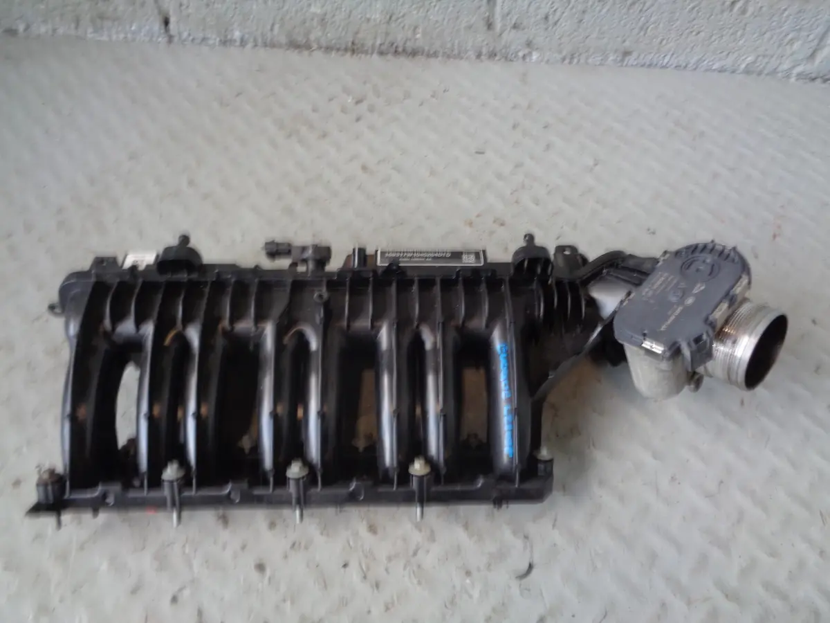 Range Rover Evoque L538 2.0 D Inlet / Intake Manifold With Throttle Body 1